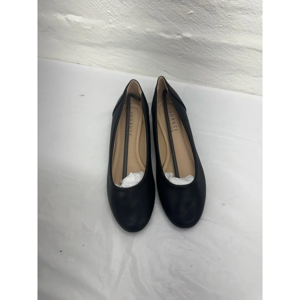 Journee Collection Women's Black Kavn Ballet Flats Size 8.5 New Suede